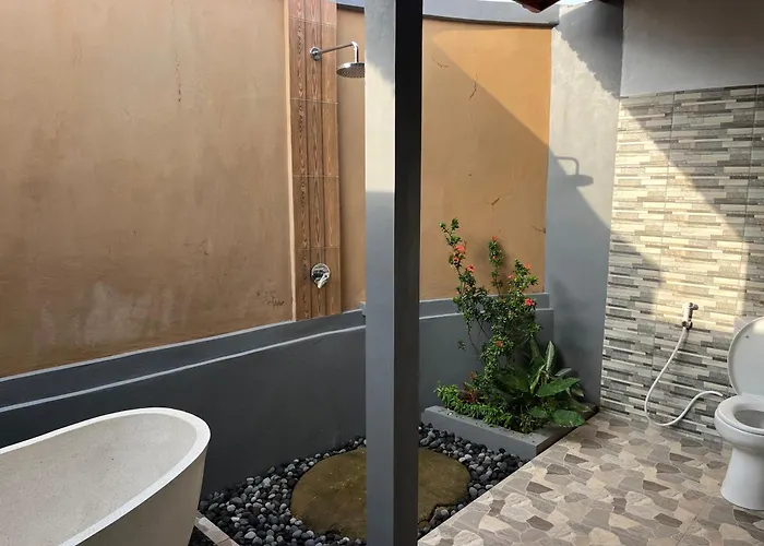 Nano Ari House Villa